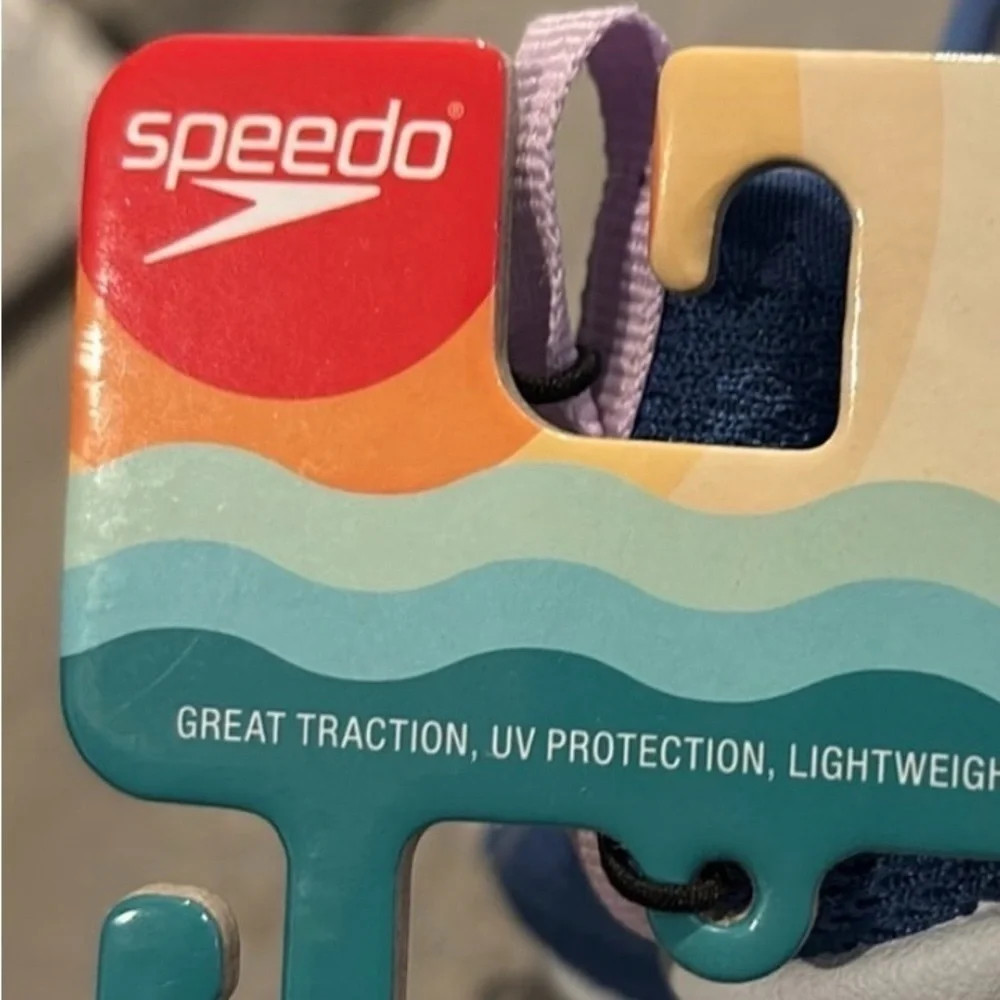 Speedo Junior water shoes, UV protection great traction lightweight easy on